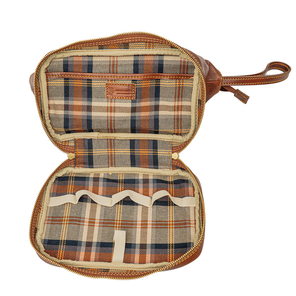 Luca toiletry bag
