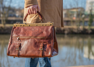 bupell Arzttasche/Hebammentasche Michele aus zertifiziertem pflanzlich gegerbten Leder - Handgemacht in Italien