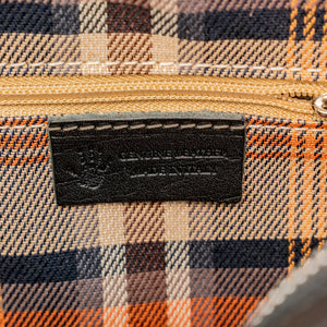 bupell Kulturtasche Kara aus zertifiziertem pflanzlich gegerbten Leder - Handgemacht in Italien