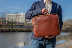 bupell Aktentasche Stefano aus zertifiziertem pflanzlich gegerbten Leder - Handgemacht in Italien
