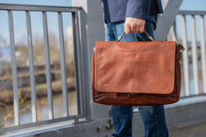 bupell Aktentasche/messenger Paolo aus zertifiziertem pflanzlich gegerbten Leder - Handgemacht in Italien